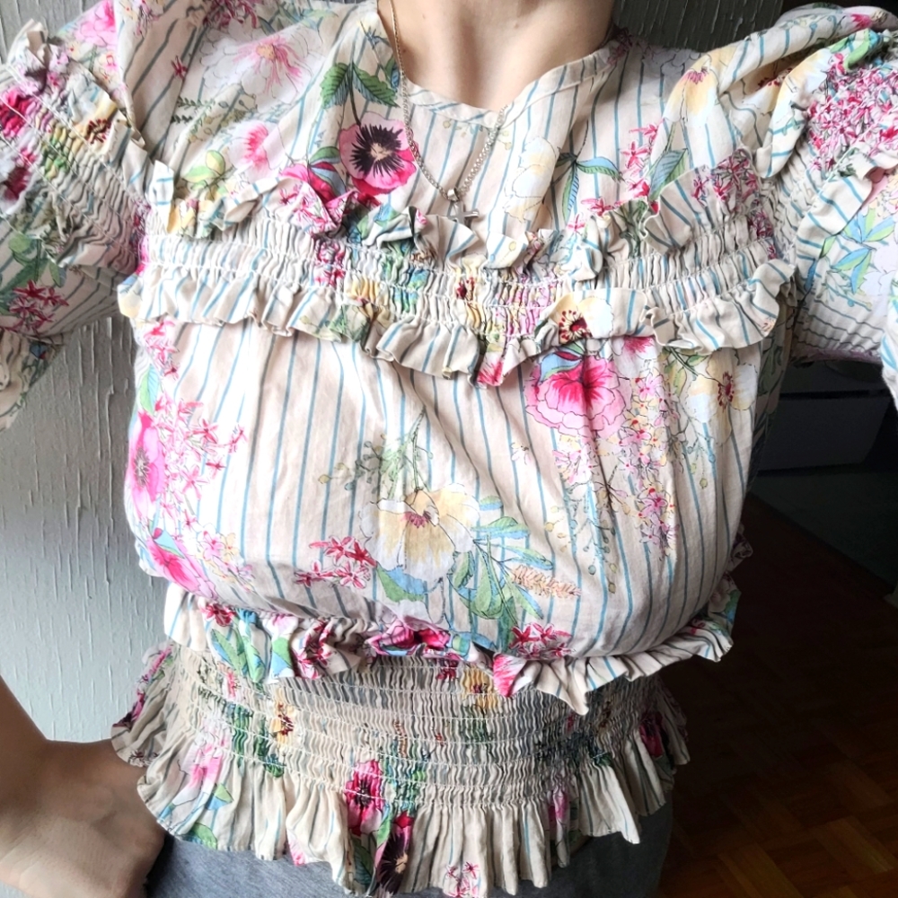 Floral top